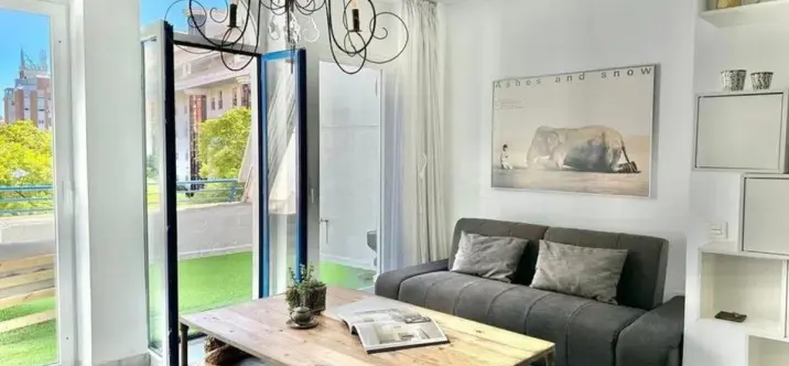 Продажа двухуровневых апартаментов в The Golden Mile 3