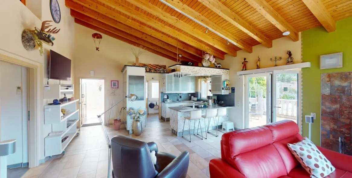 Sale of detached villa in Costa del Sol East 8