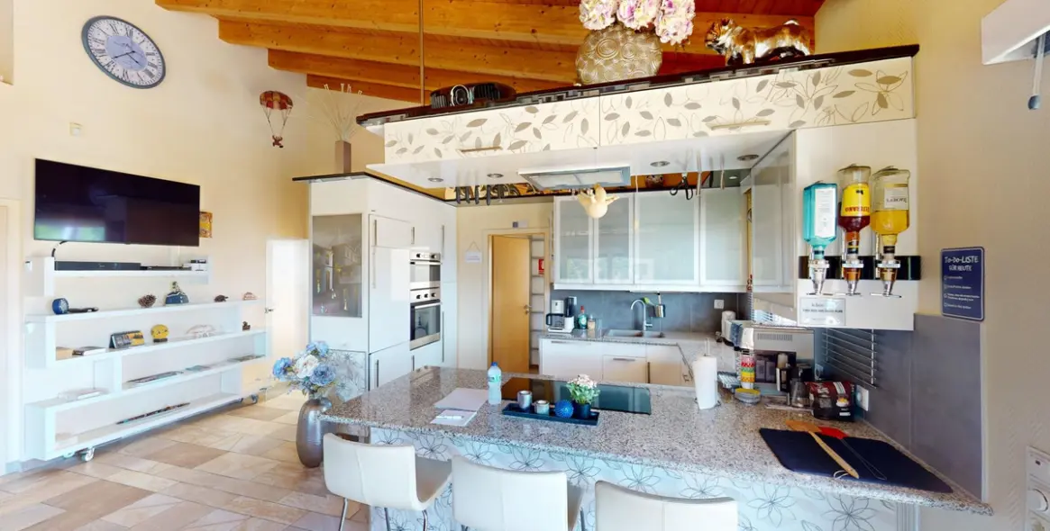 Sale of detached villa in Frigiliana 11