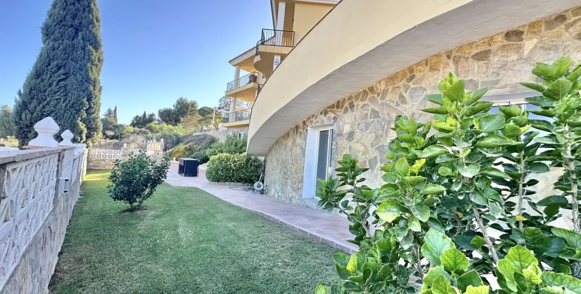 Venta de villa independiente en Mijas Costa 86