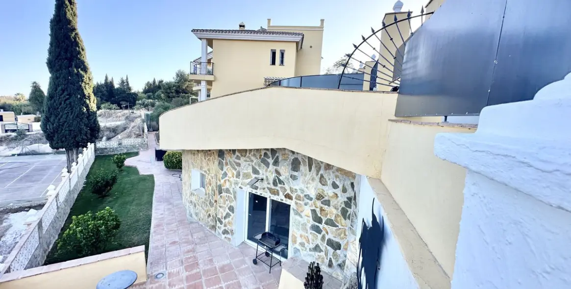 Venta de villa independiente en Mijas Costa 93