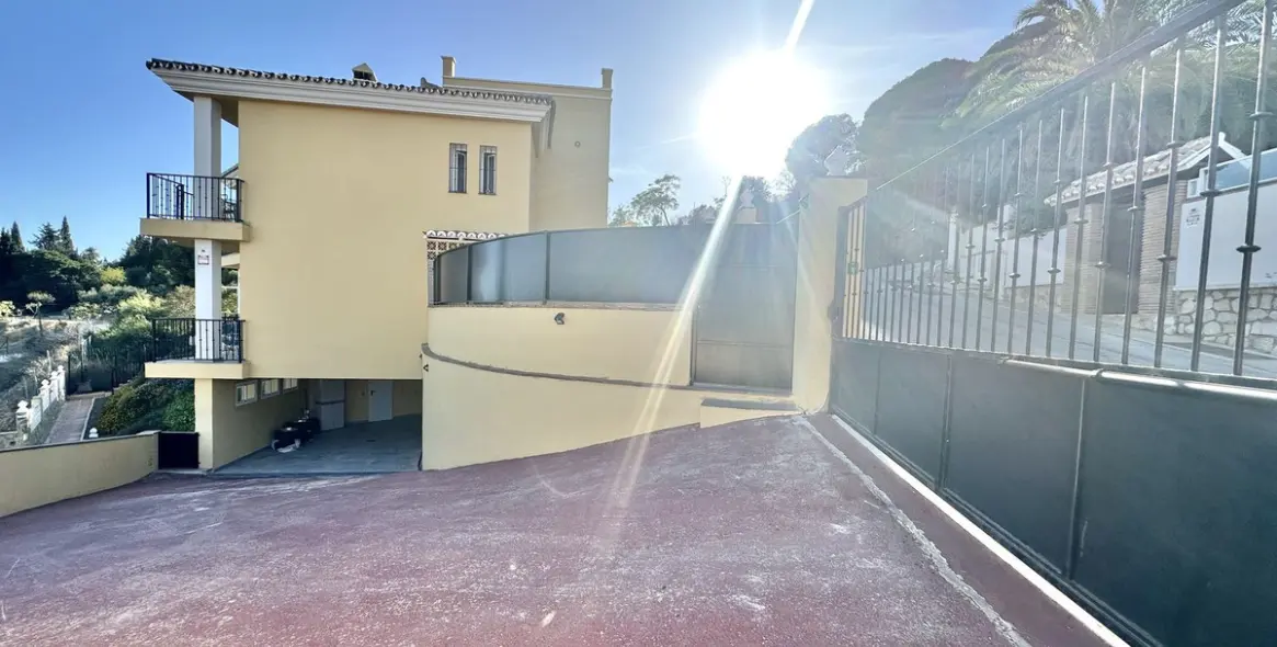 Venta de villa independiente en Mijas Costa 99