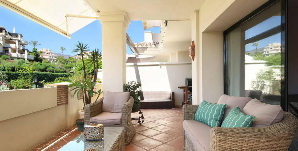 Продажа апартаментов на первом этаже в Benahavís 7