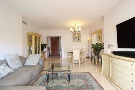 Image 5 thumb