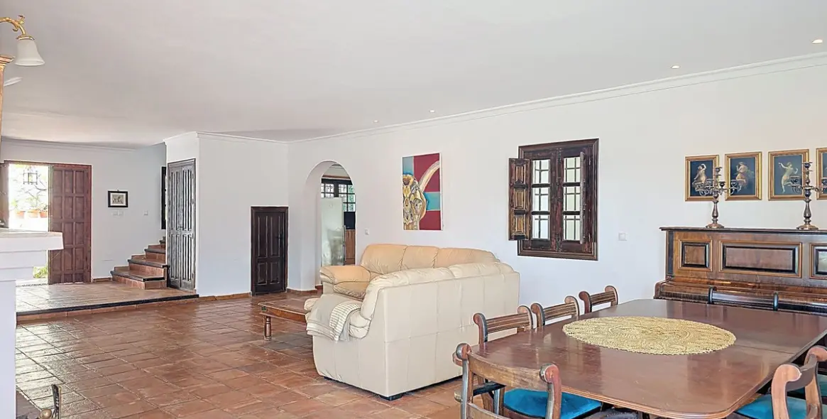 Sale of detached villa in Torrox 11