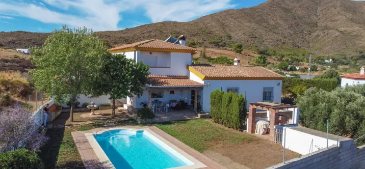 Venta de finca - cortijo en Entrerrios 3