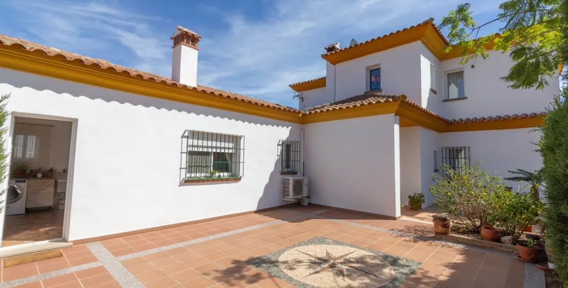 Sale of finca - cortijo in Entrerrios 10