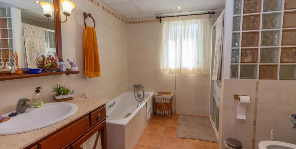 Sale of finca - cortijo in Entrerrios 24