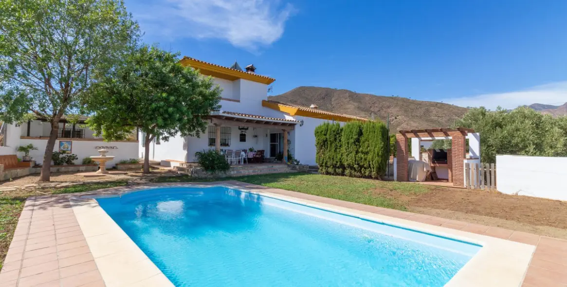 Sale of finca - cortijo in Entrerrios 33