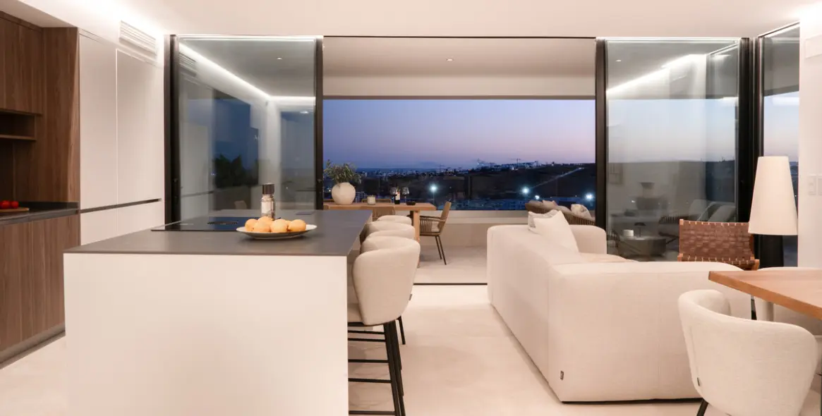 Продажа апартаментов на среднем этаже в Estepona 19