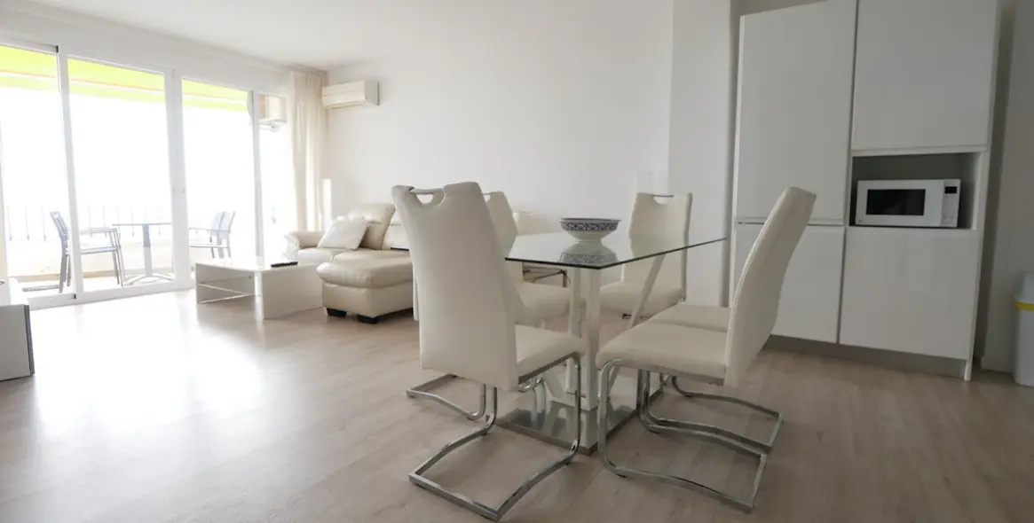 Sale of penthouse in Puerto de Cabopino 14