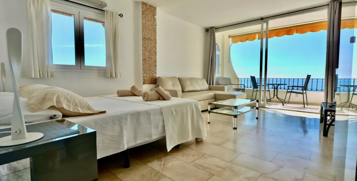 Sale of penthouse in Puerto de Cabopino 22