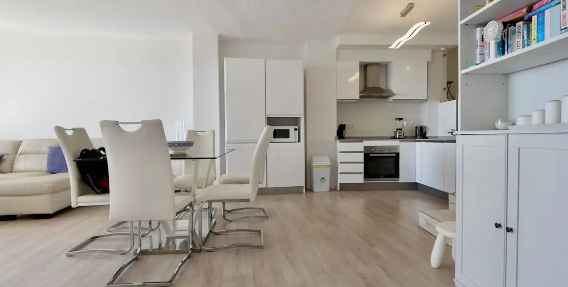 Sale of penthouse in Puerto de Cabopino 32