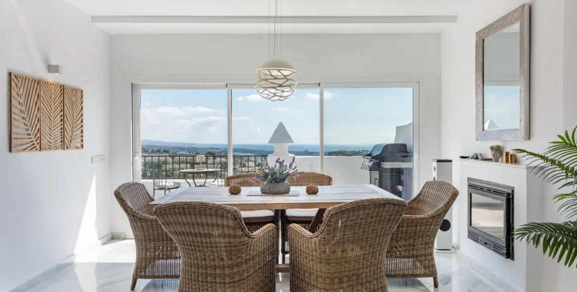 Sale of penthouse duplex in Benahavís (district Benahavís) 7