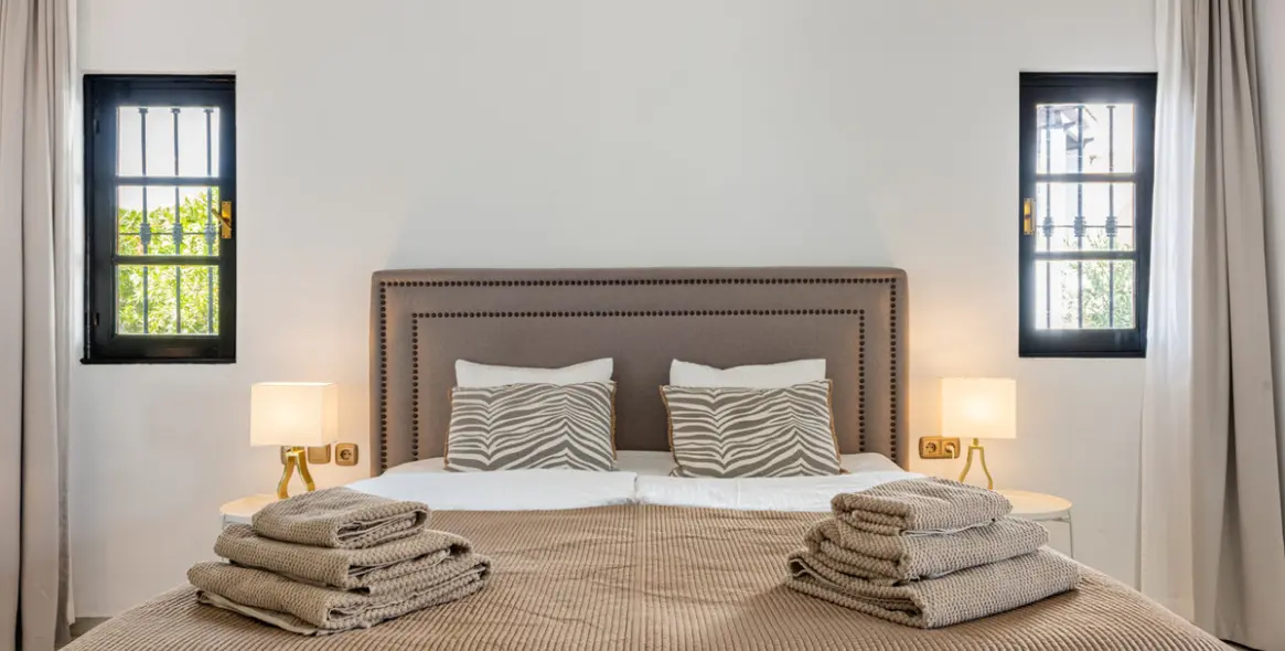 Sale of penthouse duplex in Benahavís (district Benahavís) 8