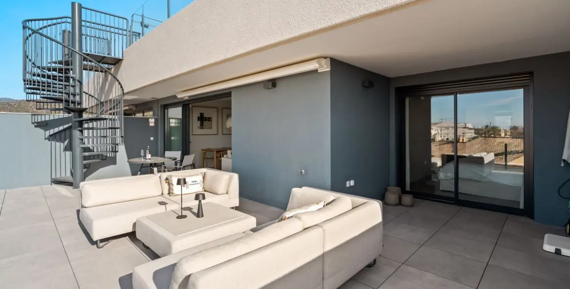 Продажа пентхауса в Estepona 4