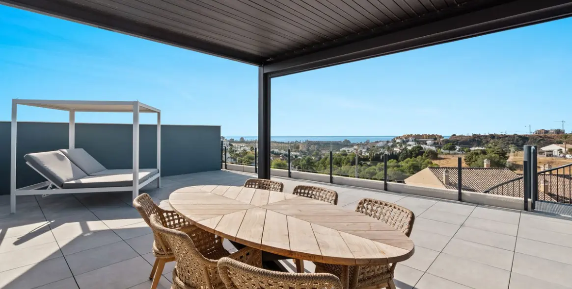 Продажа пентхауса в Estepona 11