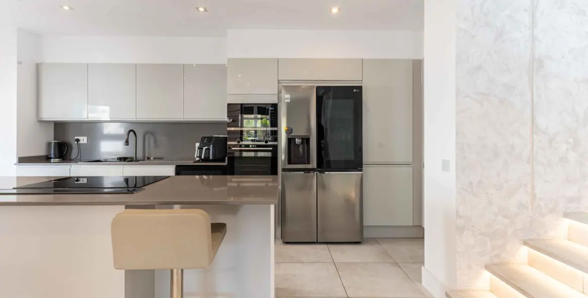 Sale of townhouse in Benahavís (district Benahavís) 2