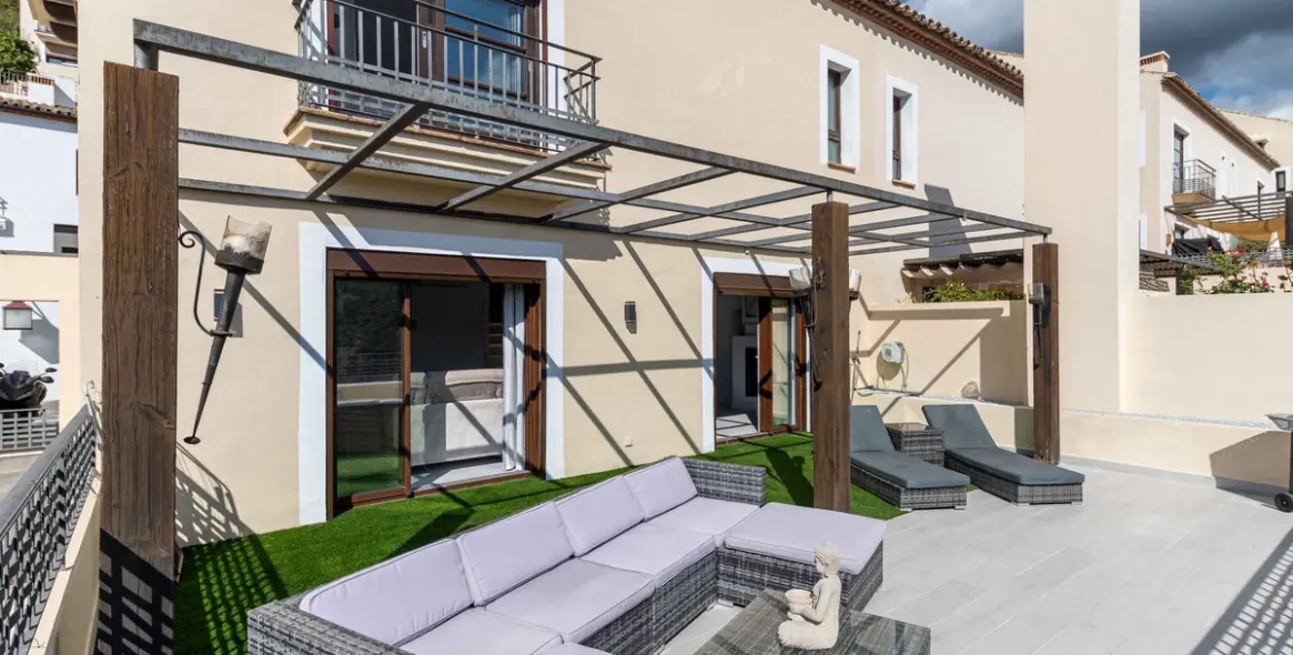 Sale of townhouse in Benahavís 16
