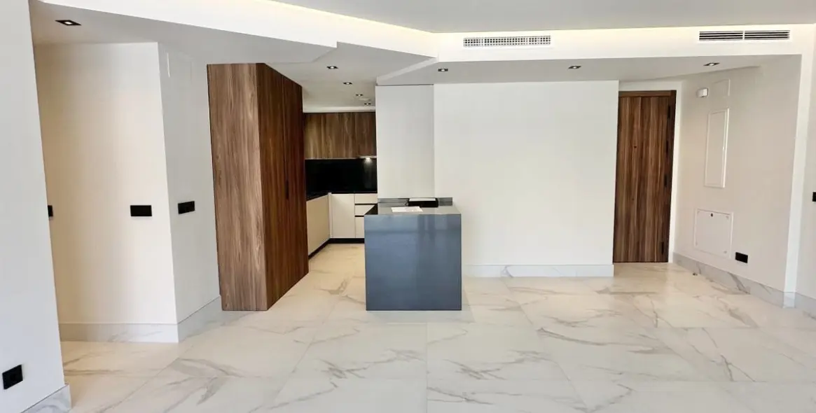 Продажа апартаментов на среднем этаже в San Pedro de Alcántara 3