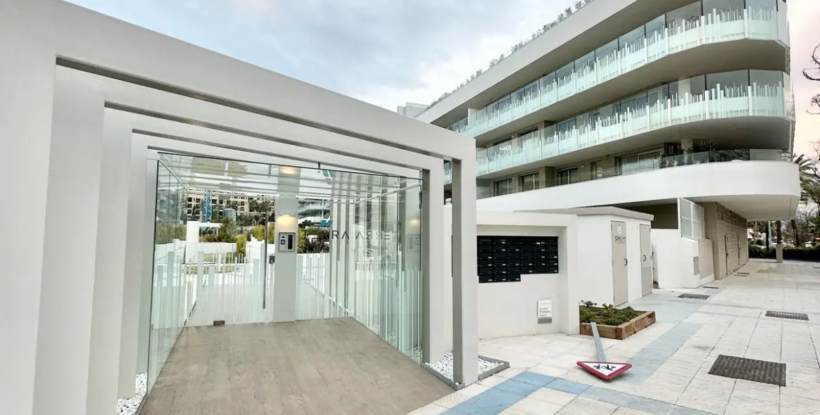 Продажа апартаментов на среднем этаже в San Pedro de Alcántara 16