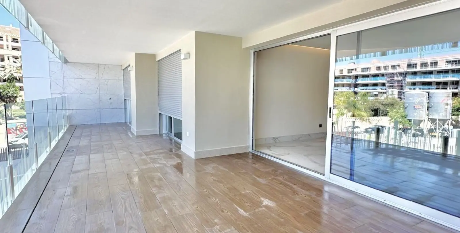 Sale of middle floor apartment in San Pedro de Alcántara 2