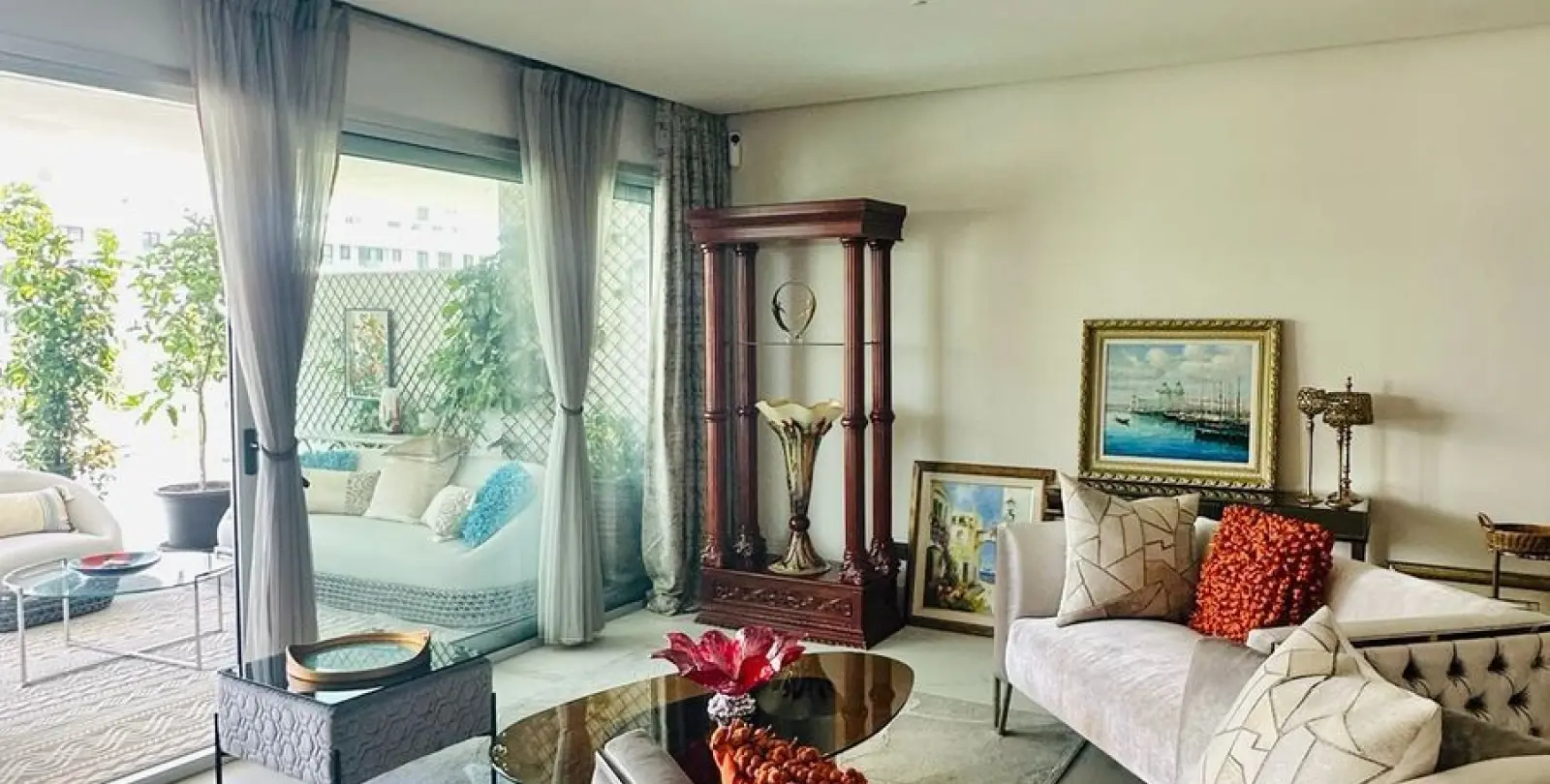 Sale of middle floor apartment in San Pedro de Alcántara 22