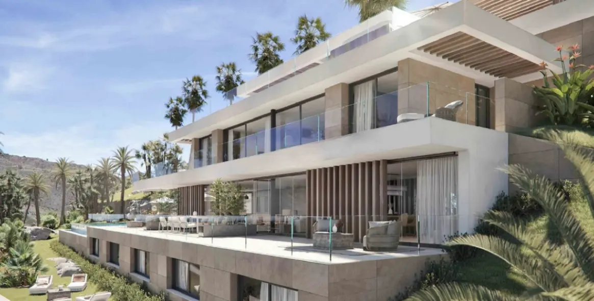 Sale of residential plot in Benahavís 15