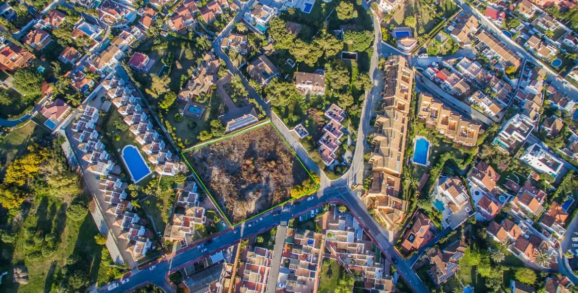 Sale of residential plot in Costabella 8