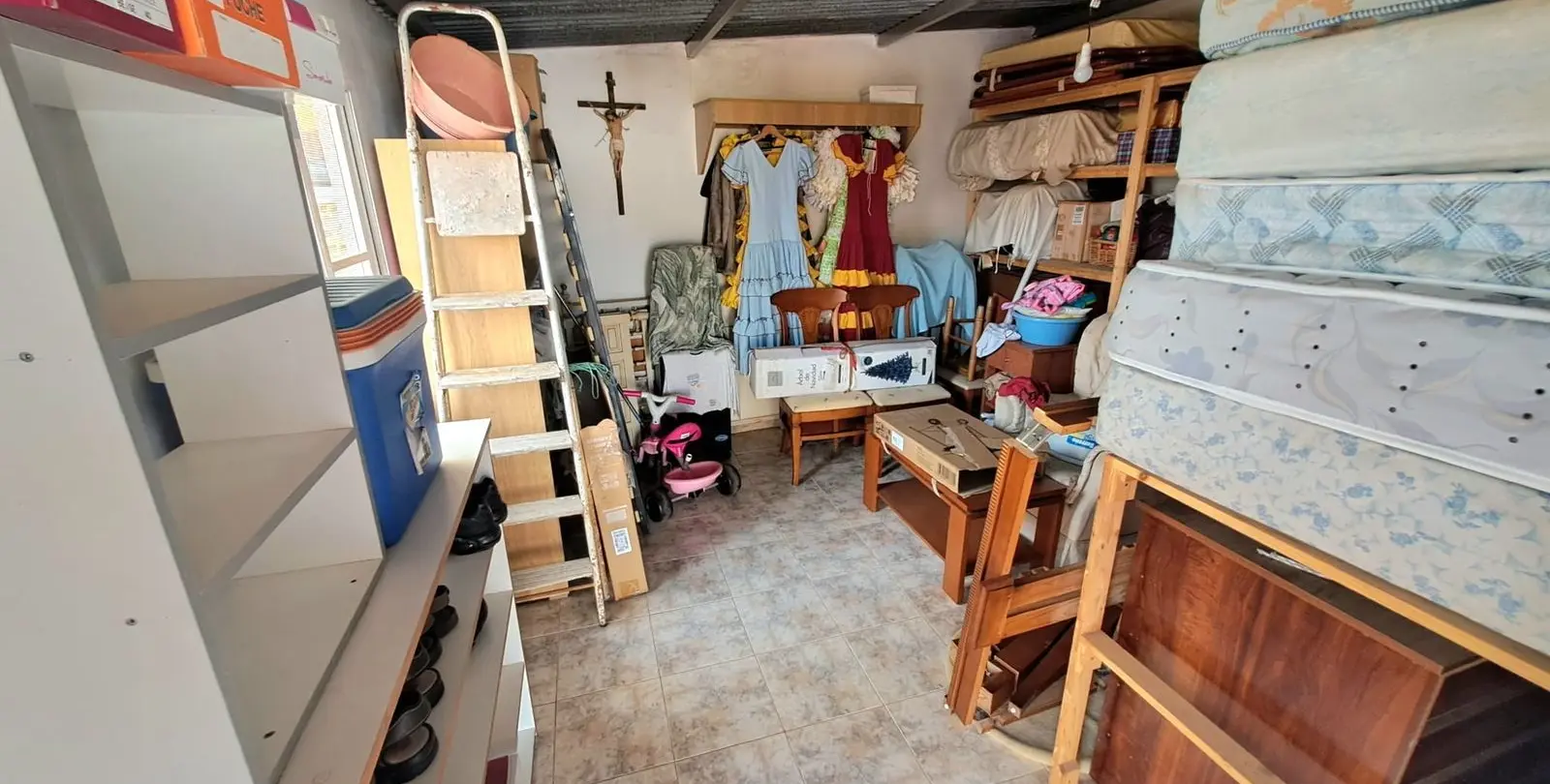 Sale of middle floor apartment in Fuengirola 5