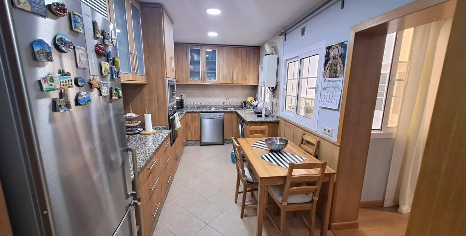 Sale of middle floor apartment in Fuengirola 19