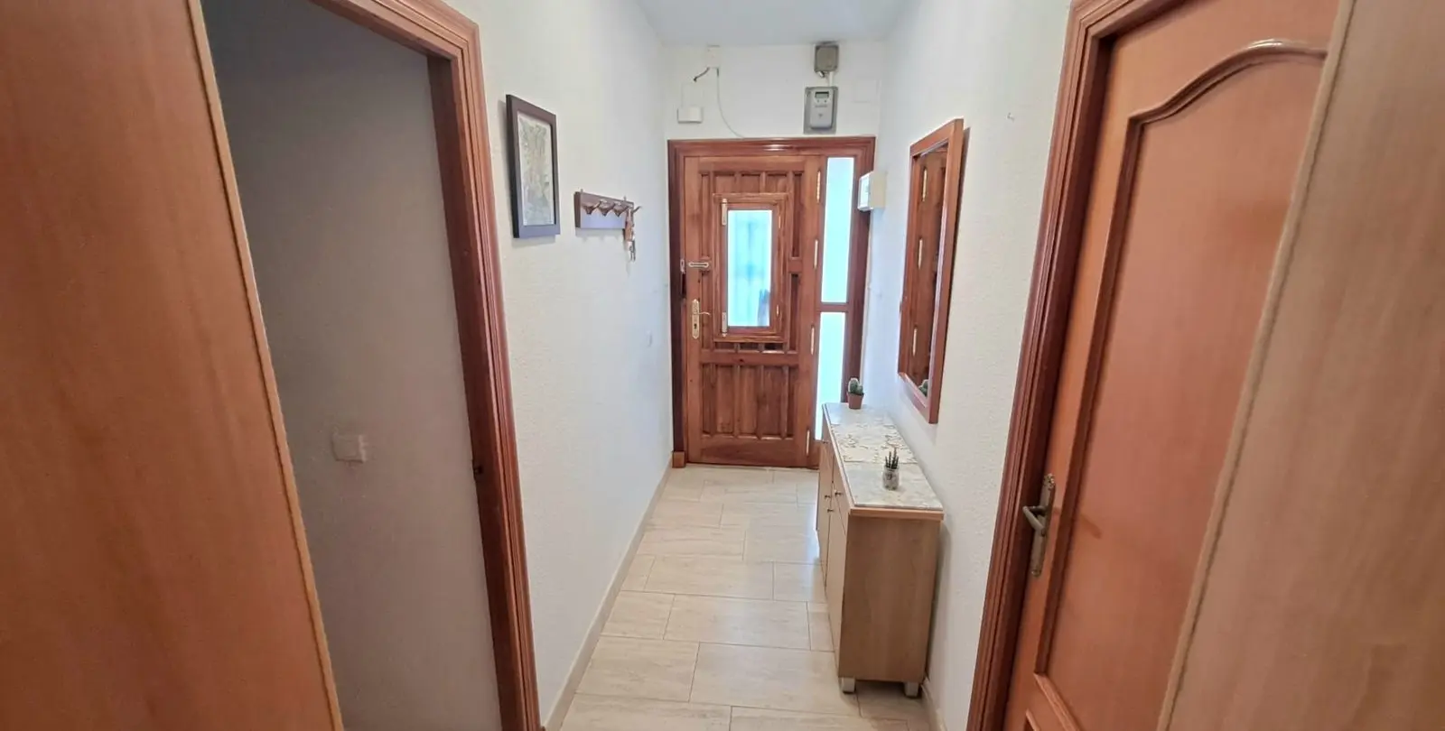 Sale of middle floor apartment in Fuengirola 30
