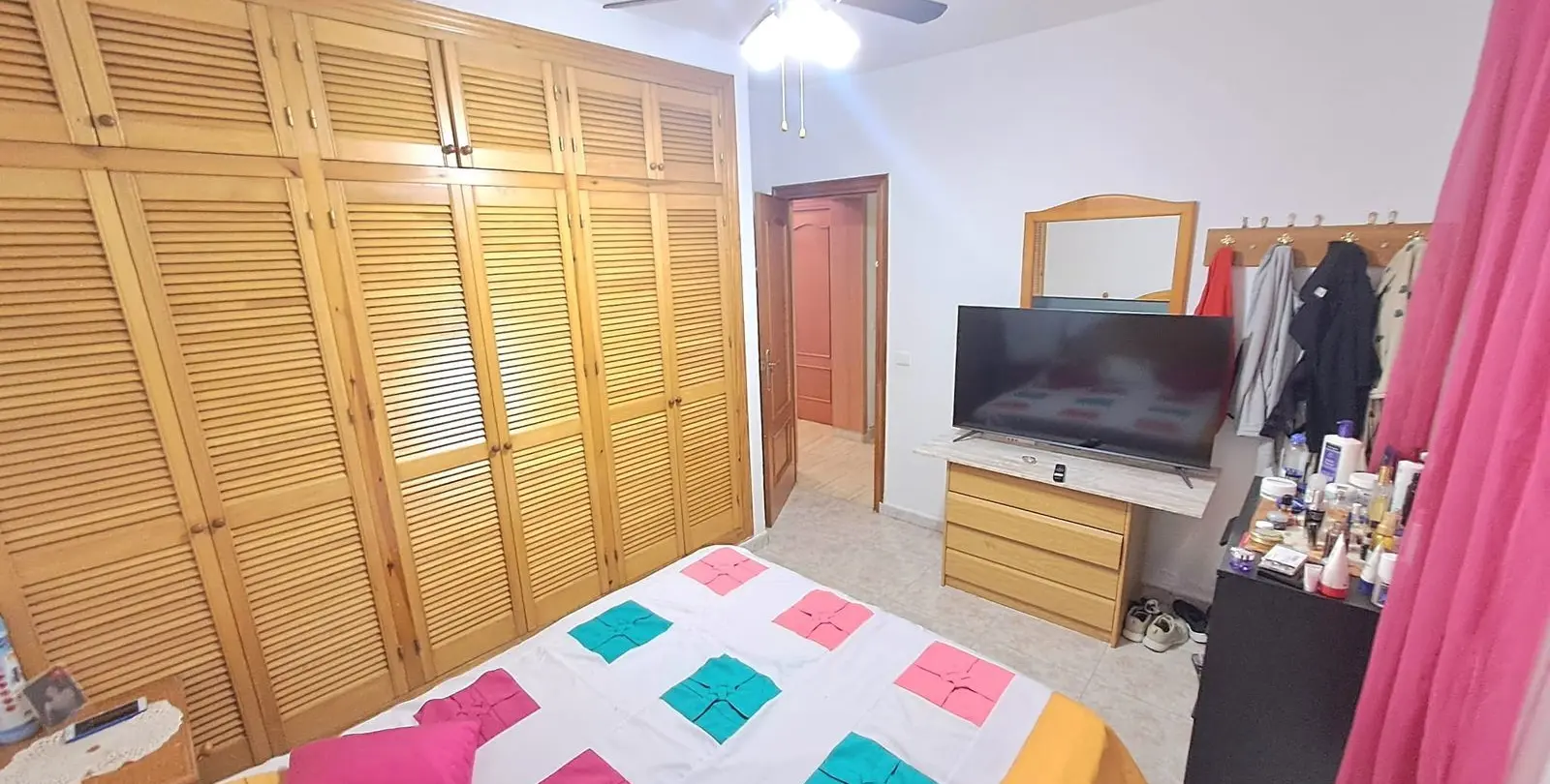 Sale of middle floor apartment in Fuengirola 33