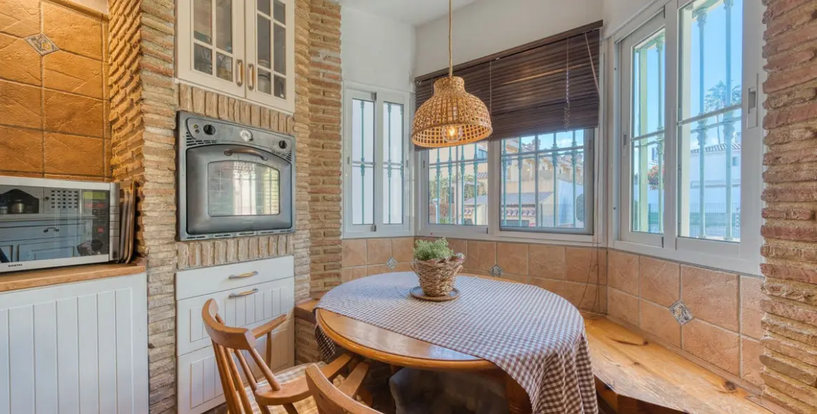 Sale of townhouse in Los Boliches 6