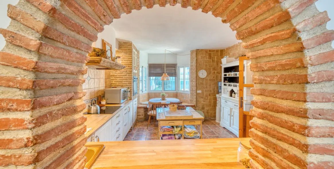 Sale of townhouse in Los Boliches 11