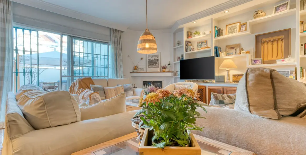 Sale of townhouse in Los Boliches 14