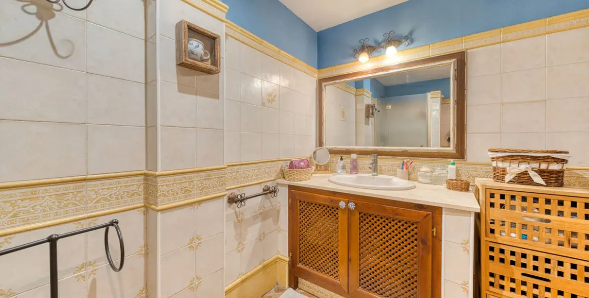 Sale of townhouse in Los Boliches 30