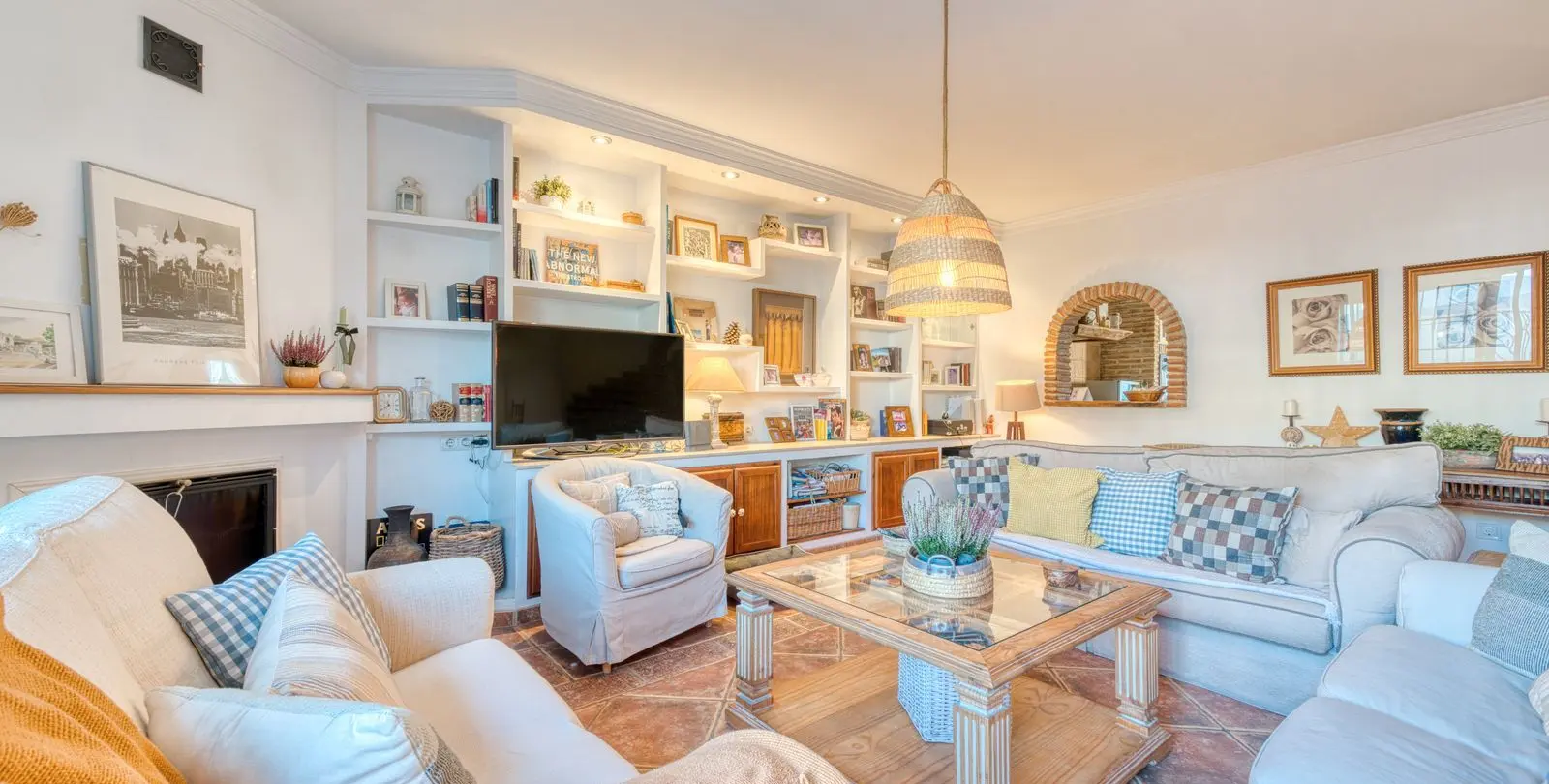 Sale of townhouse in Los Boliches 1