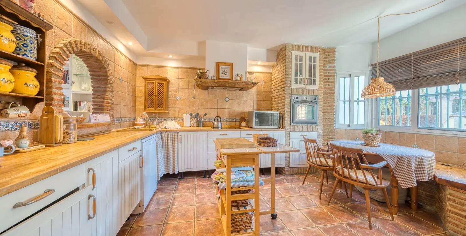 Sale of townhouse in Los Boliches 4