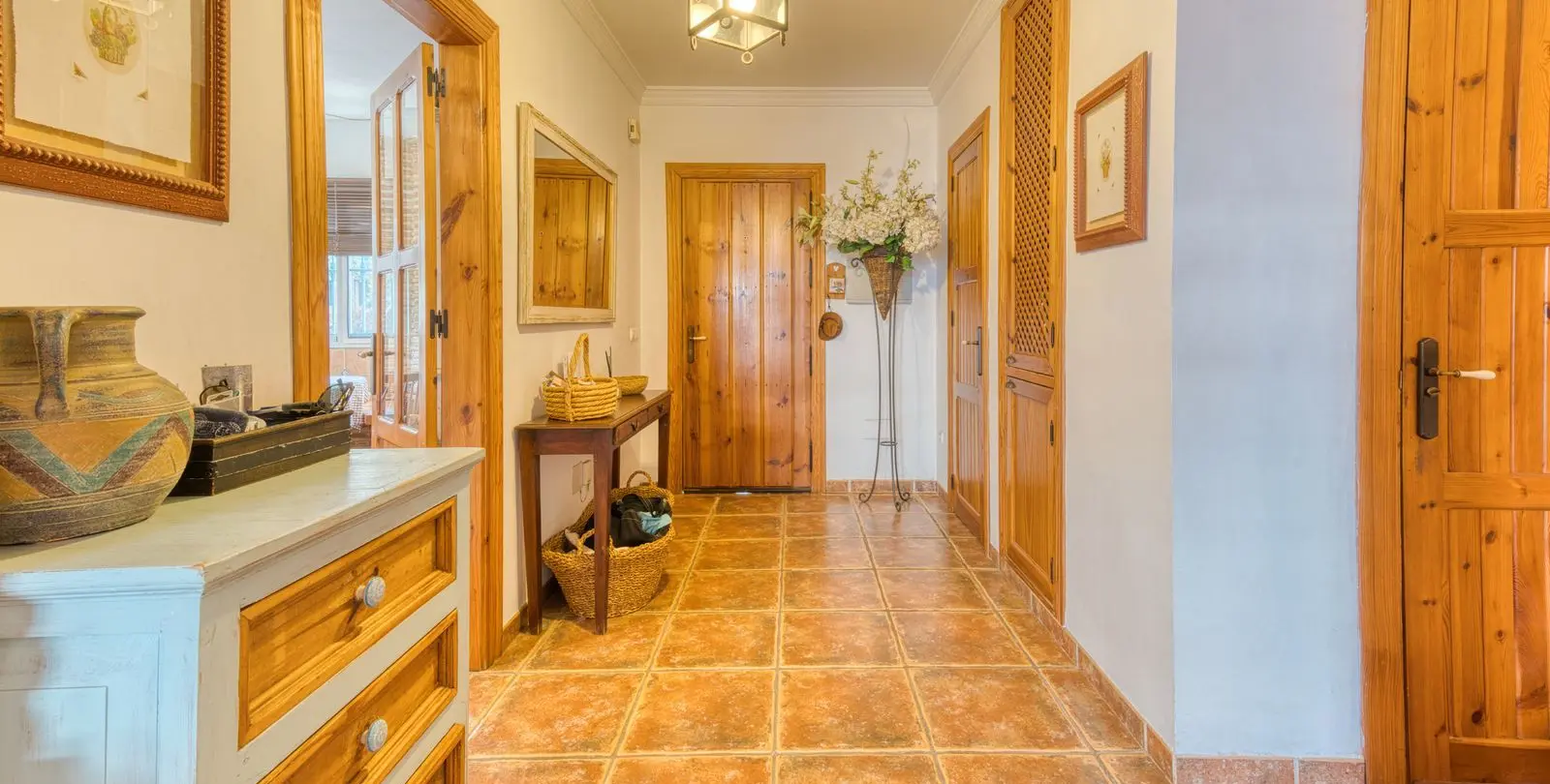 Sale of townhouse in Los Boliches 17