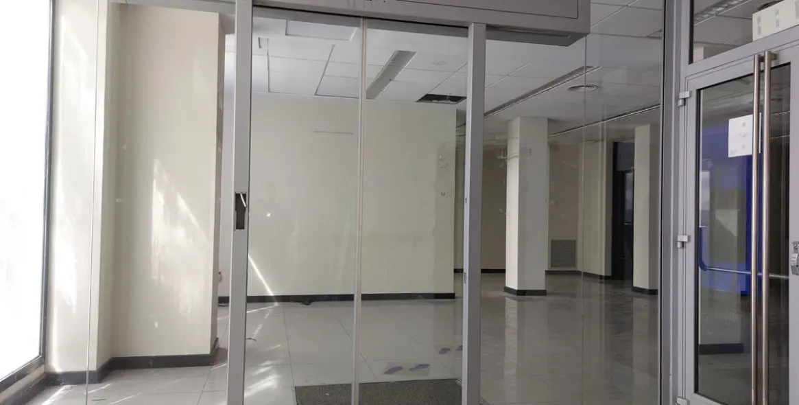 Sale of commercial premises in Marbella 3