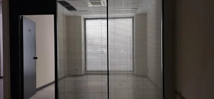 Sale of commercial premises in Marbella 4