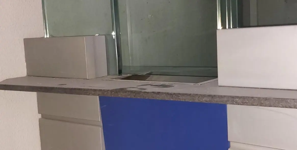 Venta de local comercial en Marbella 11