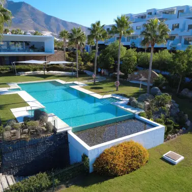 Продажа дома на две семьи в Benalmadena