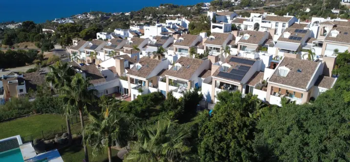 Продажа дома на две семьи в Benalmadena 1