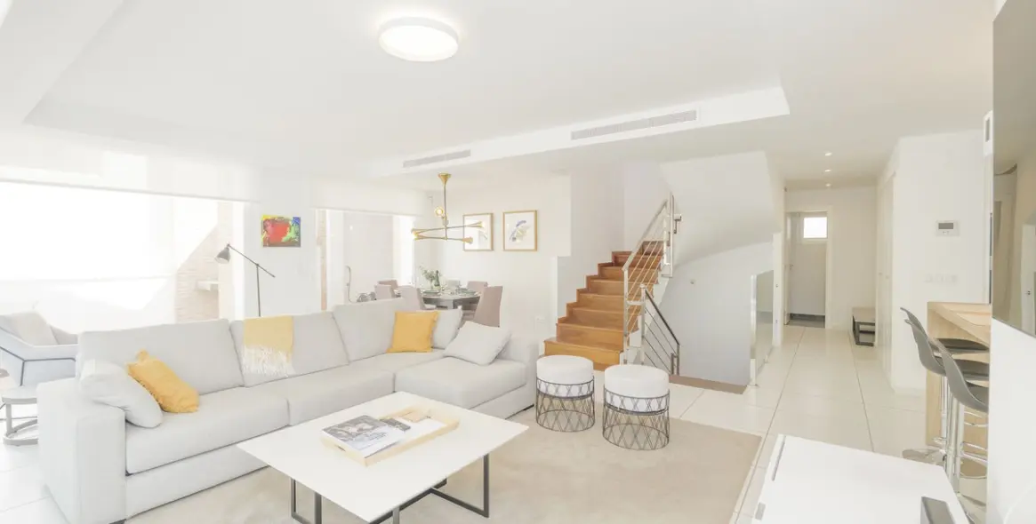 Продажа дома на две семьи в Benalmadena 12