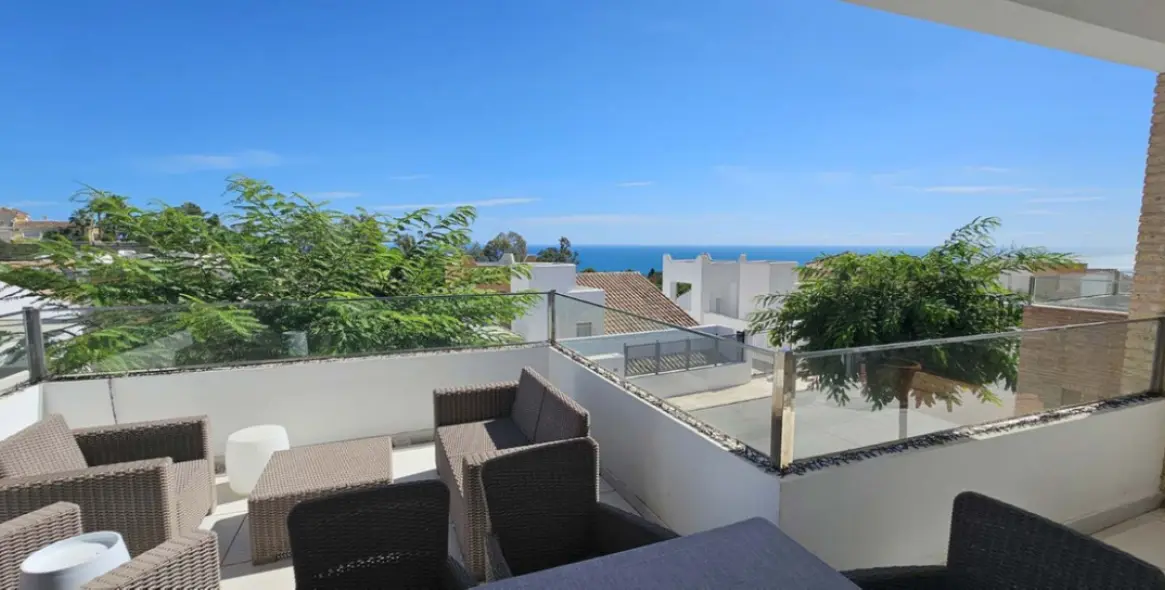 Продажа  отдельно стоящей виллы в Benalmadena 1