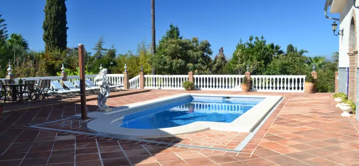 Sale of detached villa in Alhaurín de la Torre 0