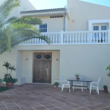 Sale of detached villa in Alhaurín de la Torre