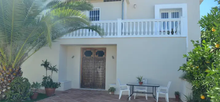 Sale of detached villa in Alhaurín de la Torre 2